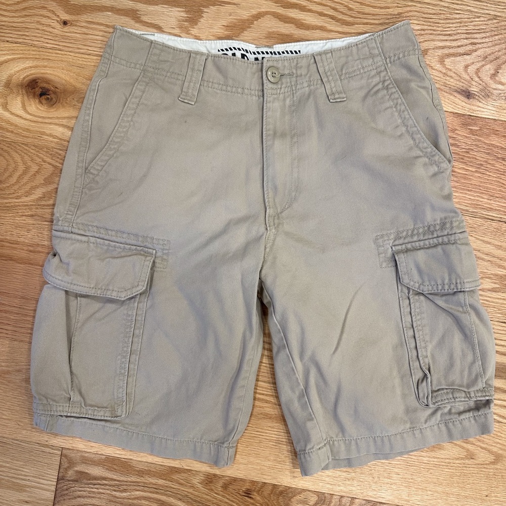 Old Navy men’s cargo shorts.